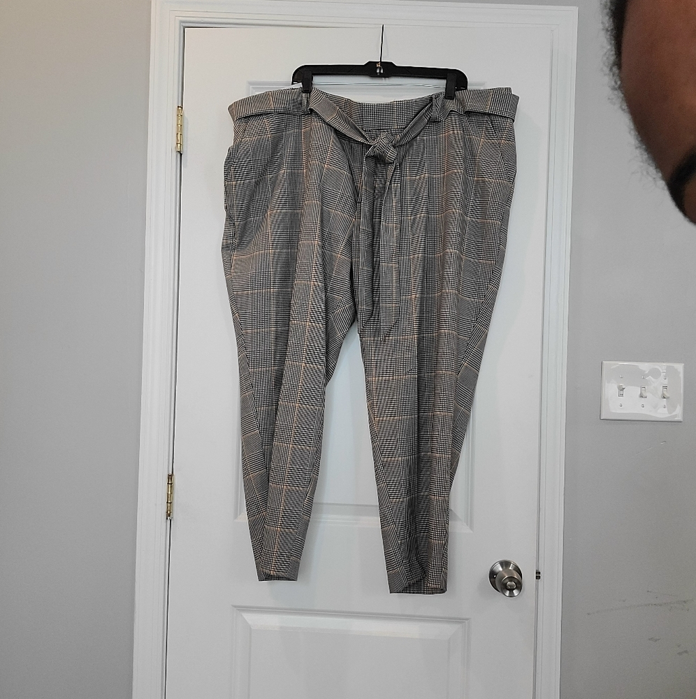 Lane Bryant Plaid Ankle Pants w/Belt